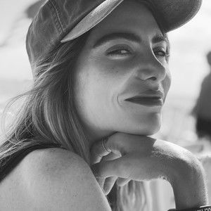 Meet your Posher, Mia